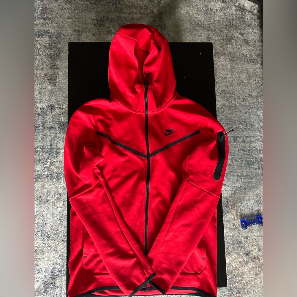 Brand New Red Nike Tech Size M